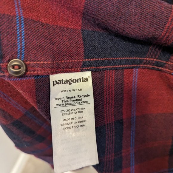 Patgonia Button Up Flannel - Small - Picture 4 of 4